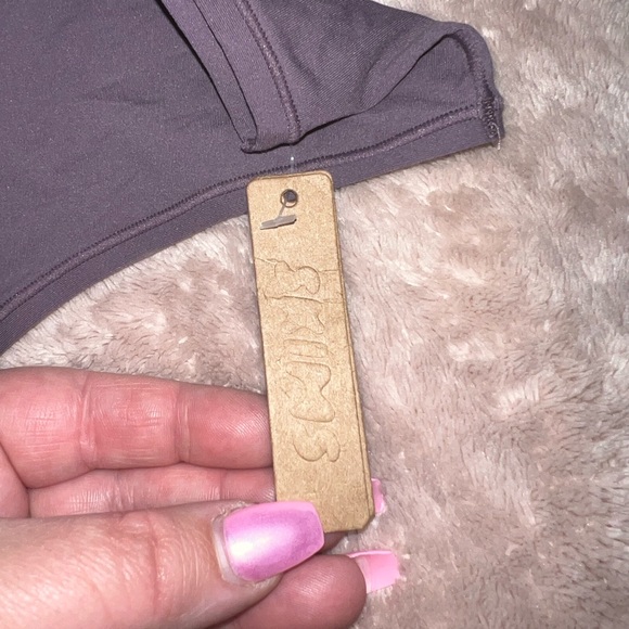 NWT SKIMS FITS EVERYBODY THONG 3X PLUM/PURPLE - Picture 2 of 6